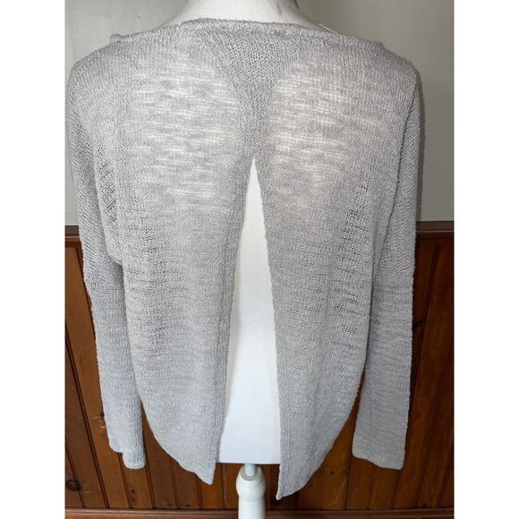 Womens Lulus Light Gray Open Back Sheer Pullover Sweater Size S - Picture 3 of 5
